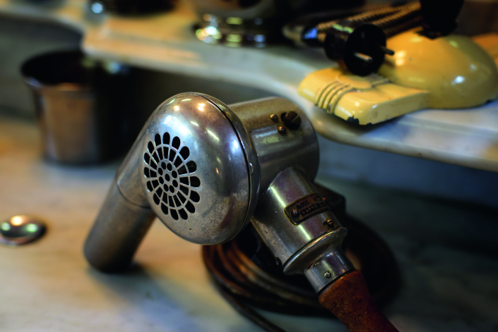 Haardroger uit collectie van Kenneth Tomboy