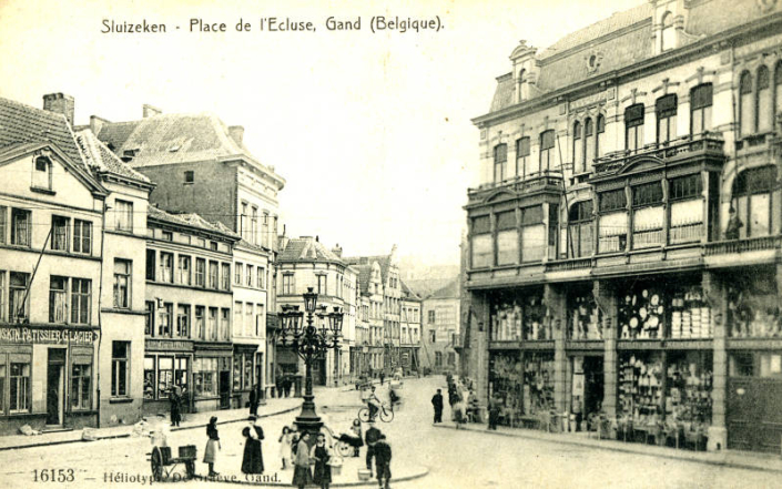 Sluizeken, Place de l’Ecluse – alles is veranderd behalve huis Decoene-Simons