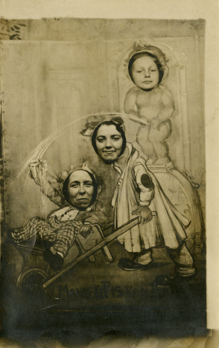 Kermisfoto van Manneken Pis